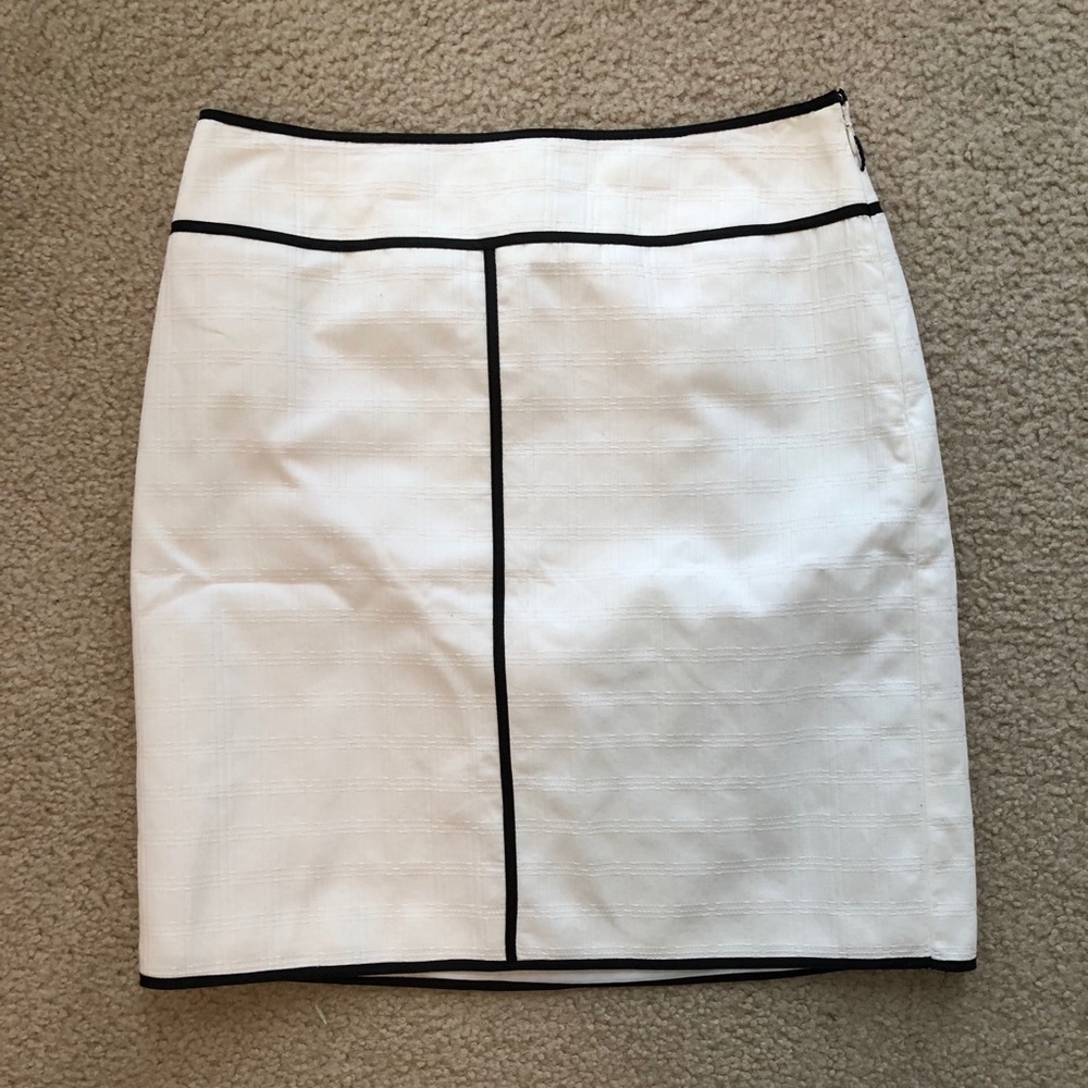Women’s Ann Taylor Pencil Skirt